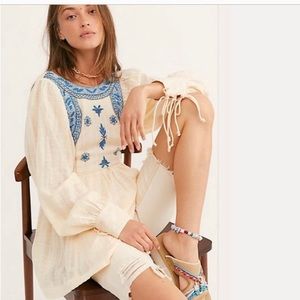 Rare Free people Bali Birdie Embroidered Top